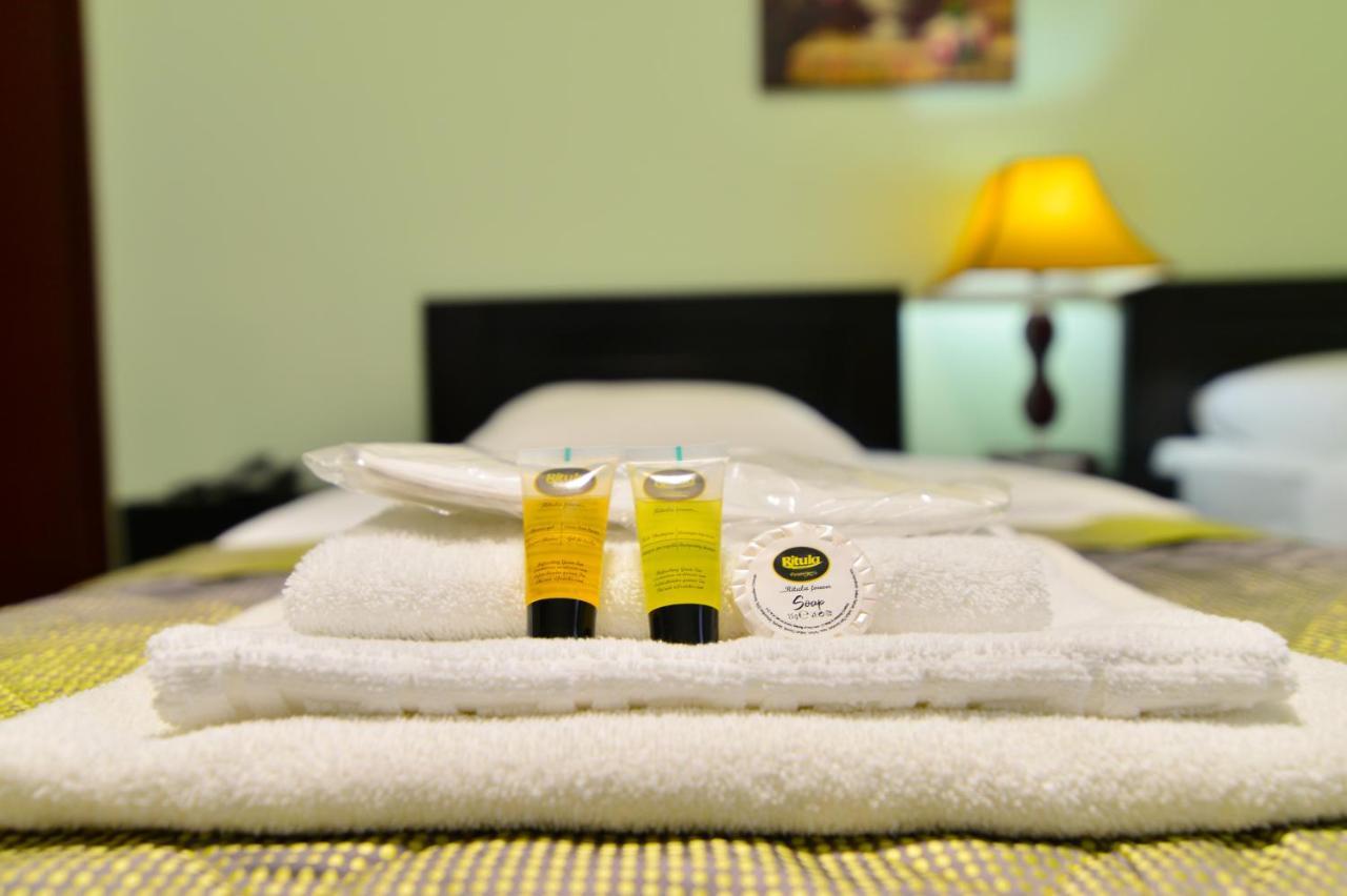 Hotel Blissdom Tbilisi Luaran gambar