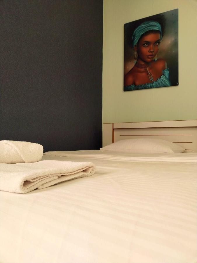 Hotel Blissdom Tbilisi Luaran gambar