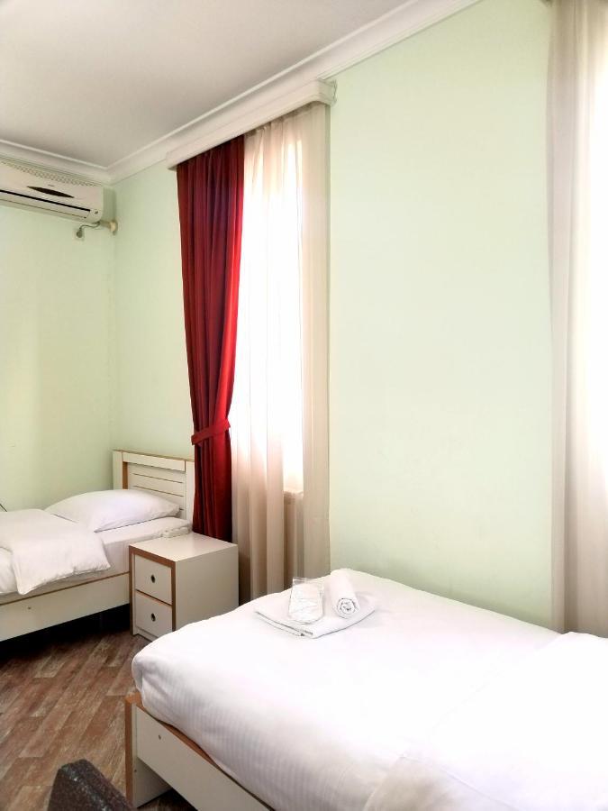 Hotel Blissdom Tbilisi Luaran gambar