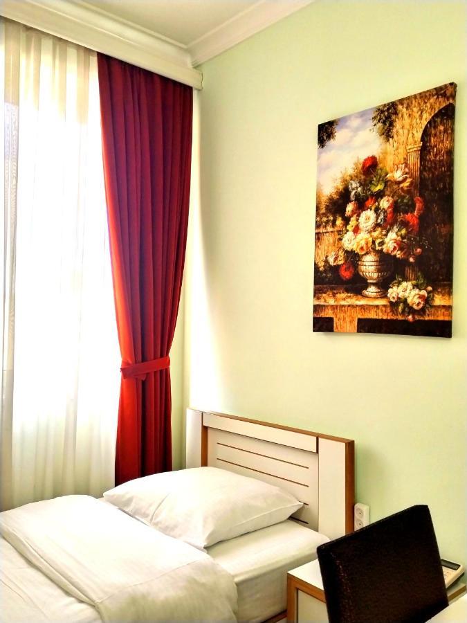 Hotel Blissdom Tbilisi Luaran gambar